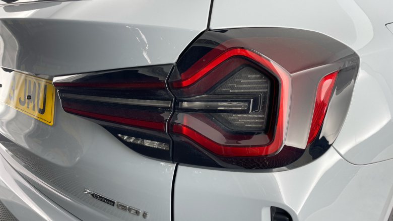 BMW X3 xDrive20i MHT M Sport 5dr Step Auto Petrol Estate